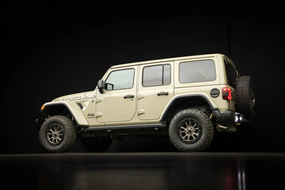 2022 Jeep JL Wrangler - Image 28 of 31