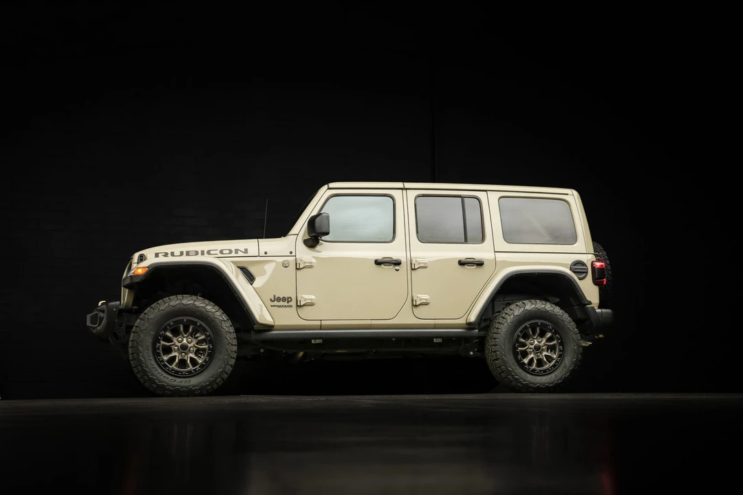 2022 Jeep JL Wrangler - Image 30 of 31