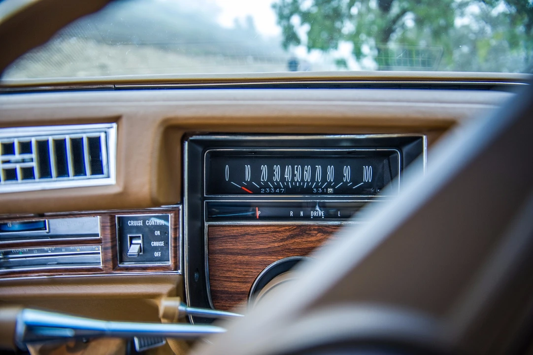 1976 Cadillac Eldorado 9th Gen - Image 29 of 31