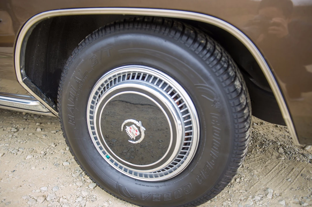 1976 Cadillac Eldorado 9th Gen - Image 8 of 31