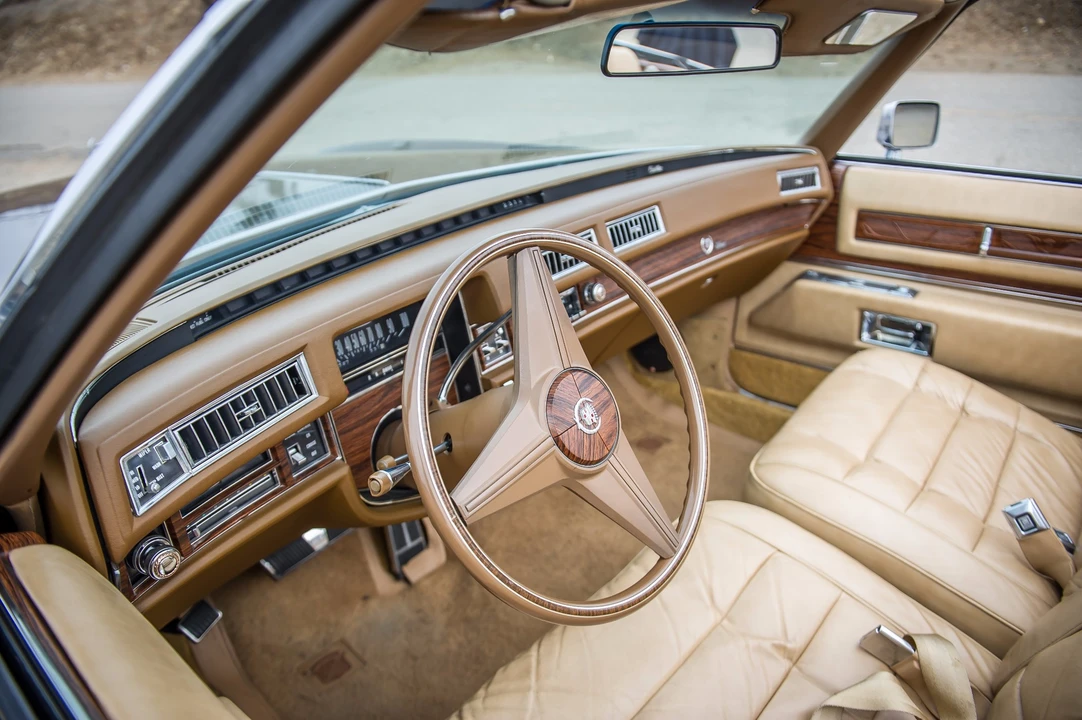 1976 Cadillac Eldorado 9th Gen - Image 24 of 31
