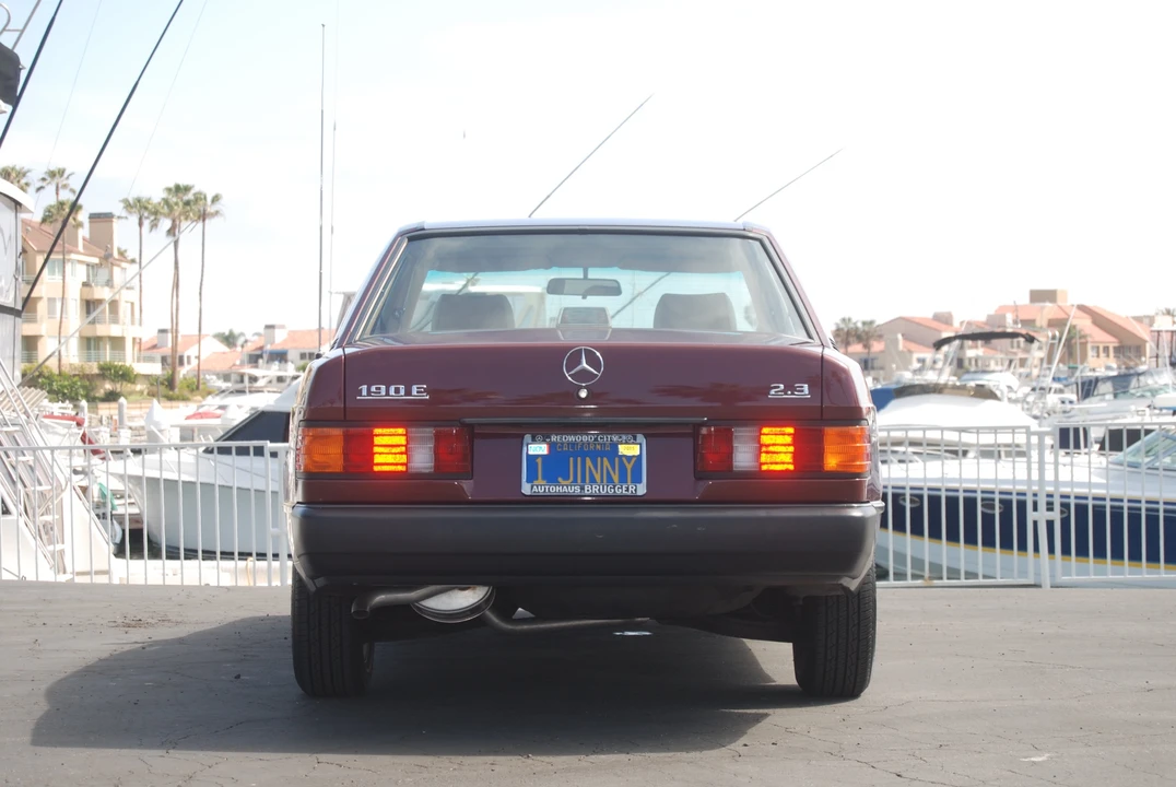 1986 Mercedes-Benz 190E - Image 6 of 31