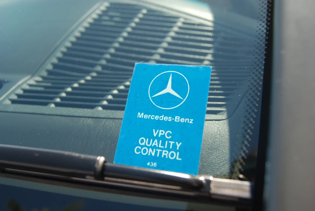 1986 Mercedes-Benz 190E - Image 30 of 31