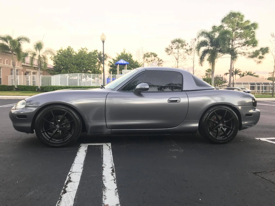 1999 Mazda NB MX-5 Miata - Image 2 of 31