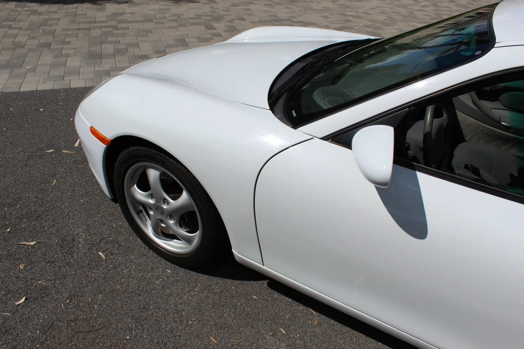 1999 Porsche 996 Carrera - Image 17 of 31
