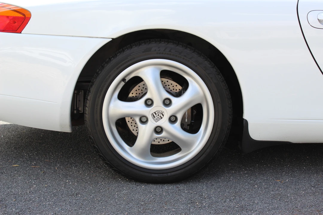 1999 Porsche 996 Carrera - Image 24 of 31