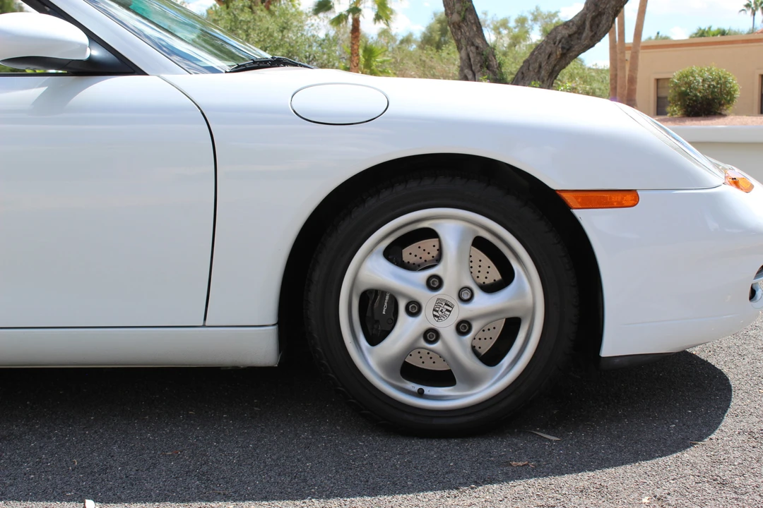 1999 Porsche 996 Carrera - Image 26 of 31