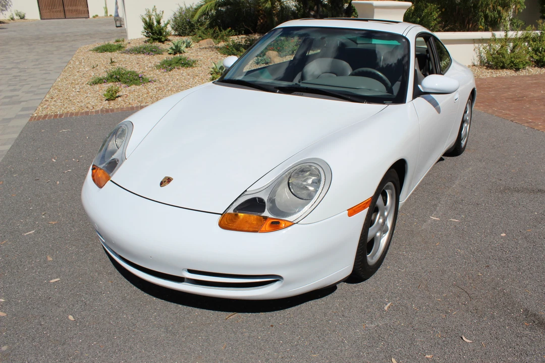 1999 Porsche 996 Carrera - Image 28 of 31