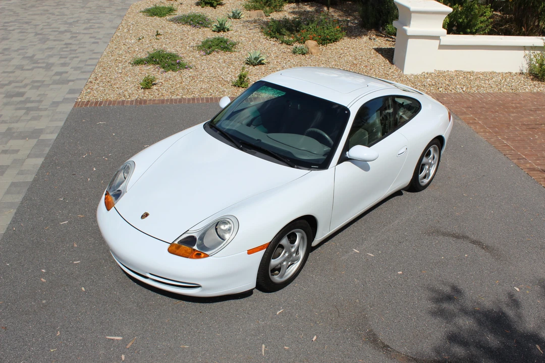 1999 Porsche 996 Carrera - Image 30 of 31