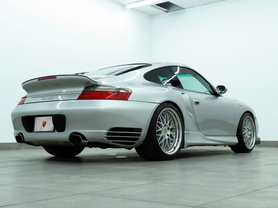2003 Porsche 996 Turbo - Image 17 of 31