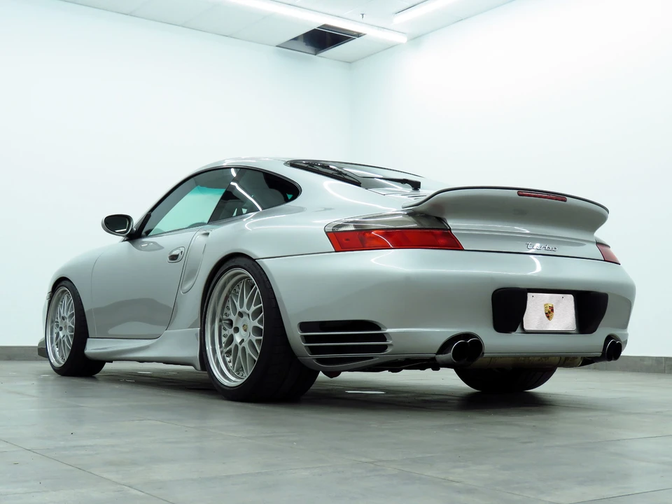 2003 Porsche 996 Turbo - Image 8 of 31