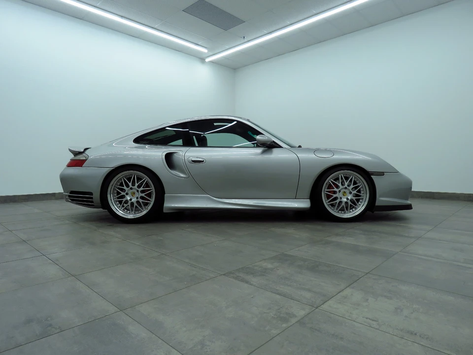 2003 Porsche 996 Turbo - Image 20 of 31