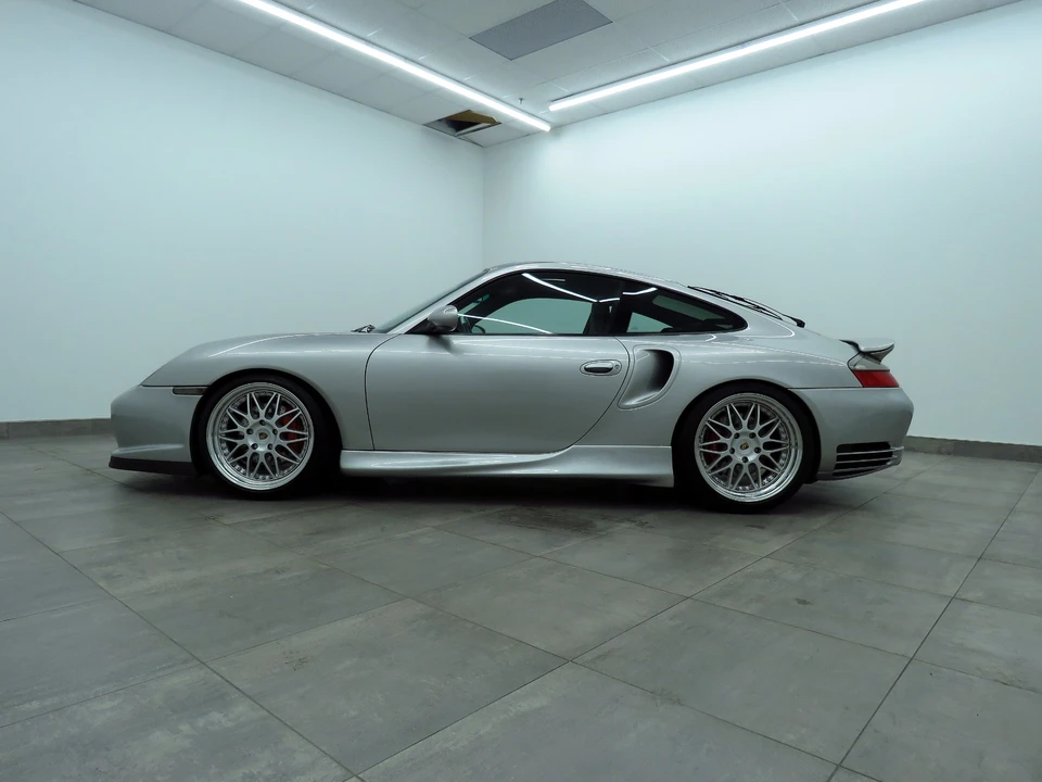 2003 Porsche 996 Turbo - Image 5 of 31
