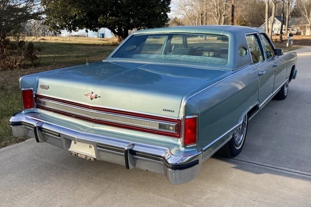 1979 Lincoln Town Car - Image 2 of 8