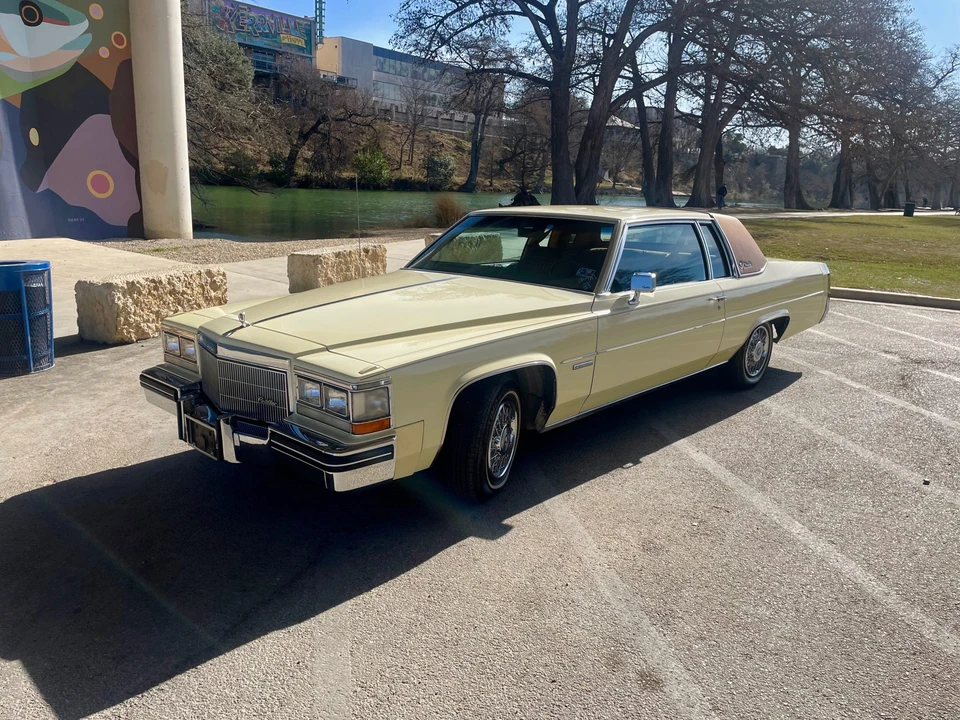 1983 Cadillac DeVille 5th Gen - Image 2 of 31