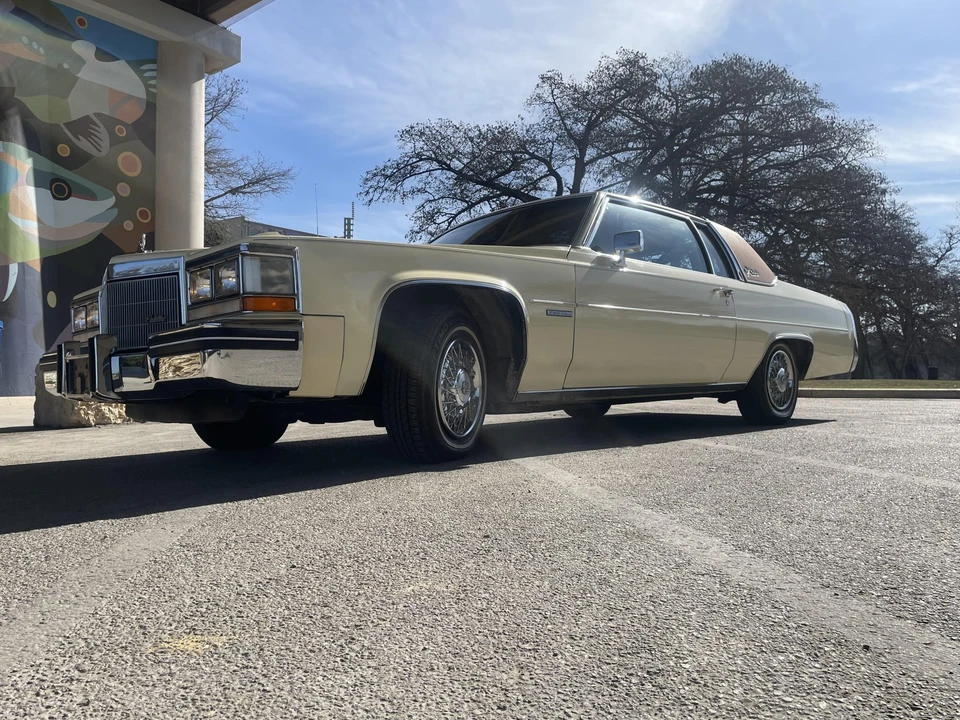 1983 Cadillac DeVille 5th Gen - Image 10 of 31