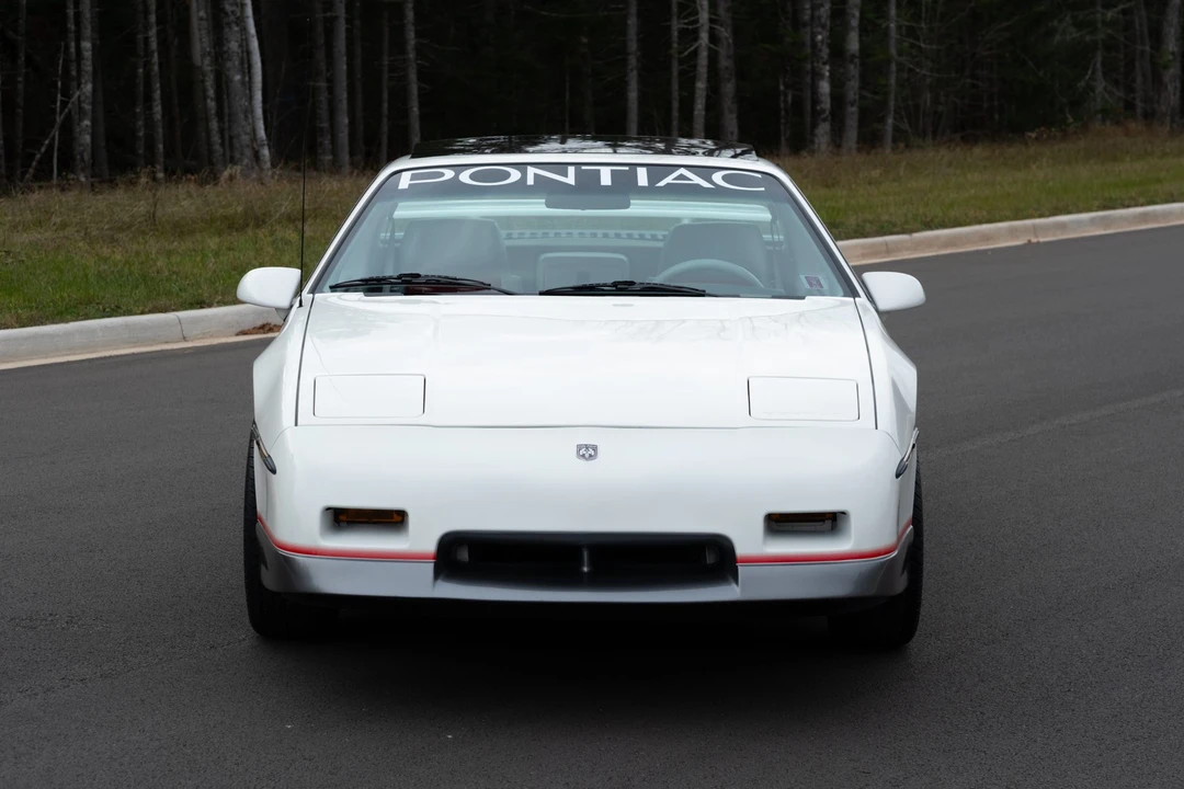 1984 Pontiac Fiero - Image 8 of 31
