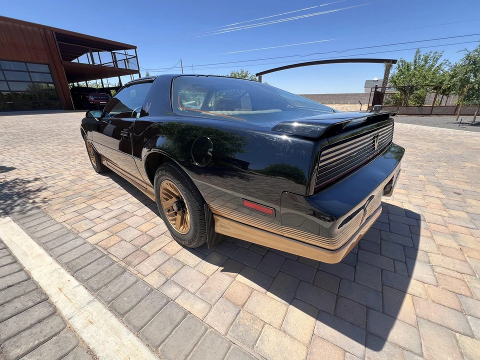 1984 Pontiac Firebird Trans Am 3rd Gen - Image 13 of 31