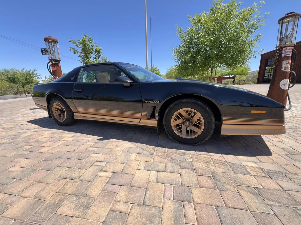 1984 Pontiac Firebird Trans Am 3rd Gen - Image 21 of 31
