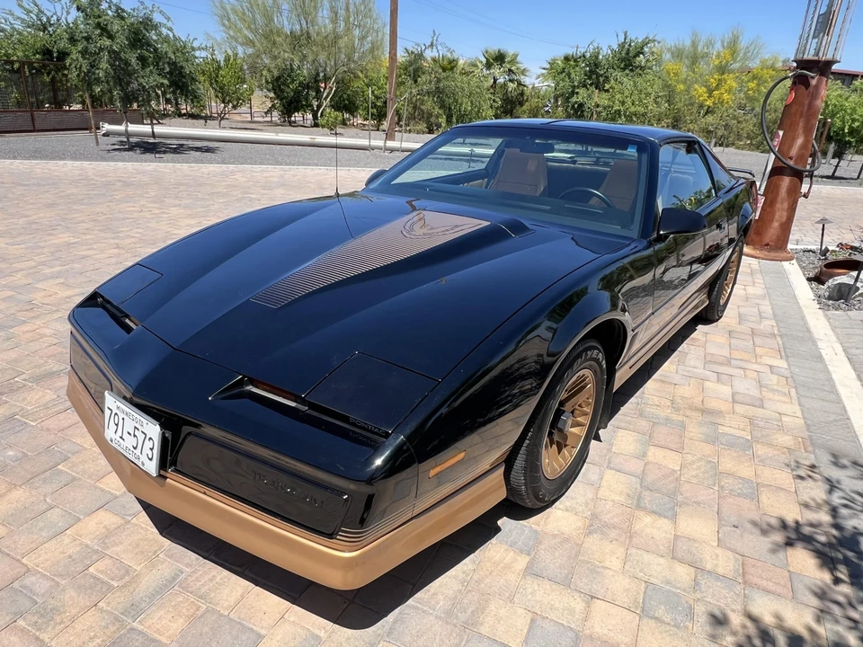 1984 Pontiac Firebird Trans Am 3rd Gen - Image 4 of 31