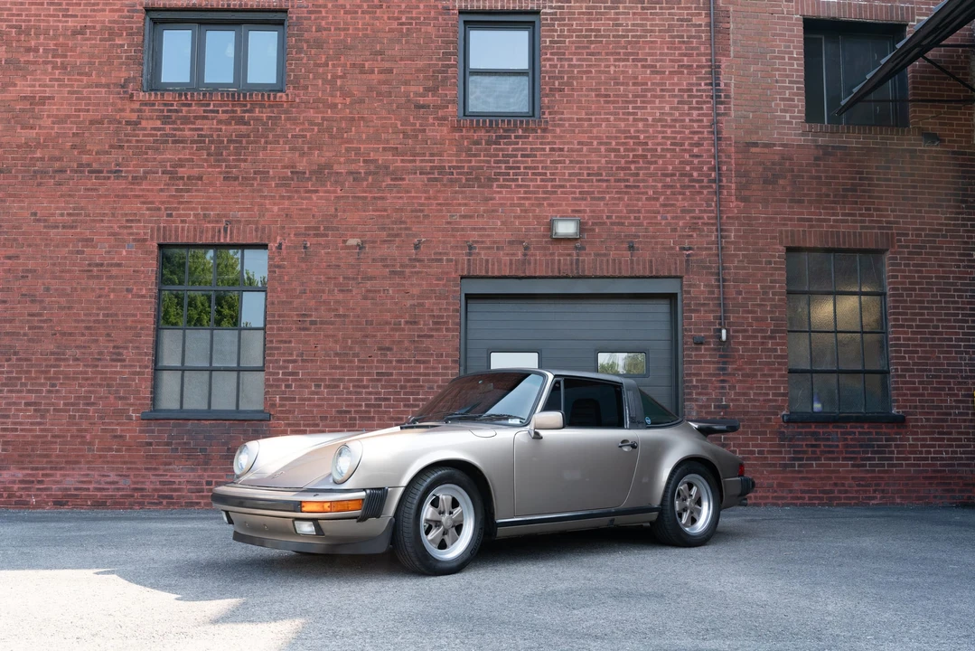 1984 Porsche 911 Carrera 3.2 - Image 4 of 31