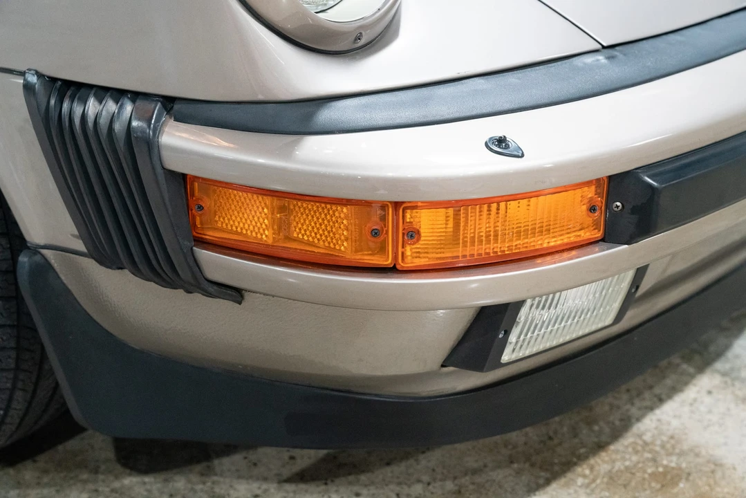 1984 Porsche 911 Carrera 3.2 - Image 26 of 31