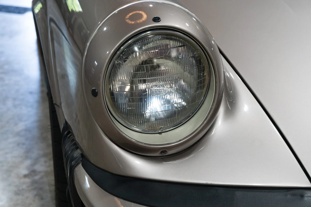 1984 Porsche 911 Carrera 3.2 - Image 20 of 31