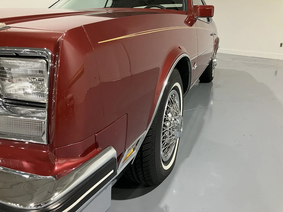 1985 Buick Riviera 4th-7th Gen - Image 14 of 31