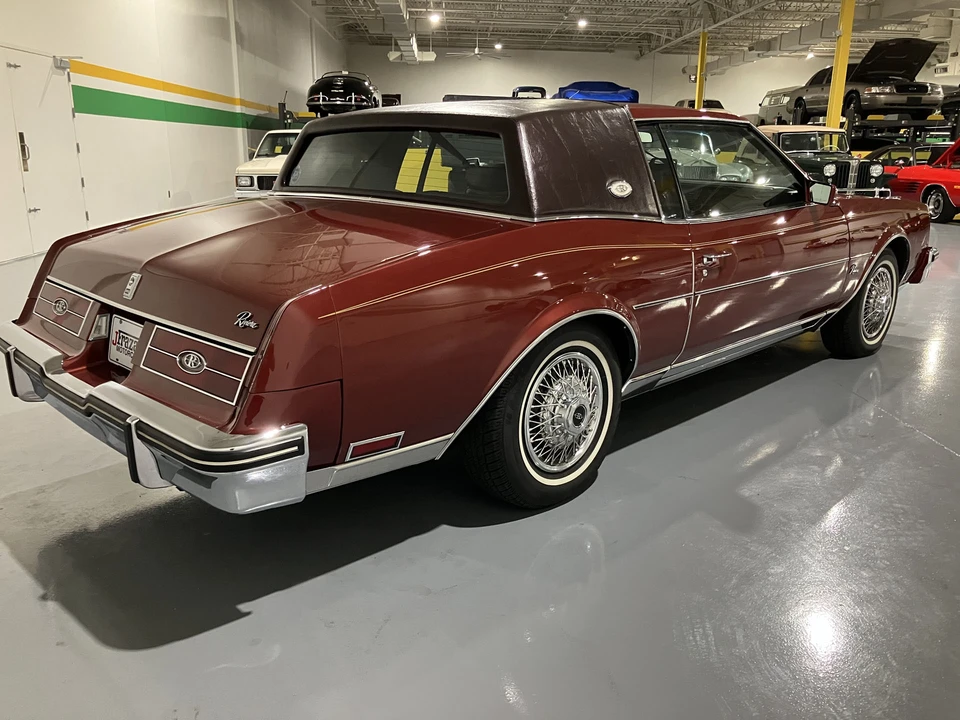 1985 Buick Riviera 4th-7th Gen - Image 5 of 31
