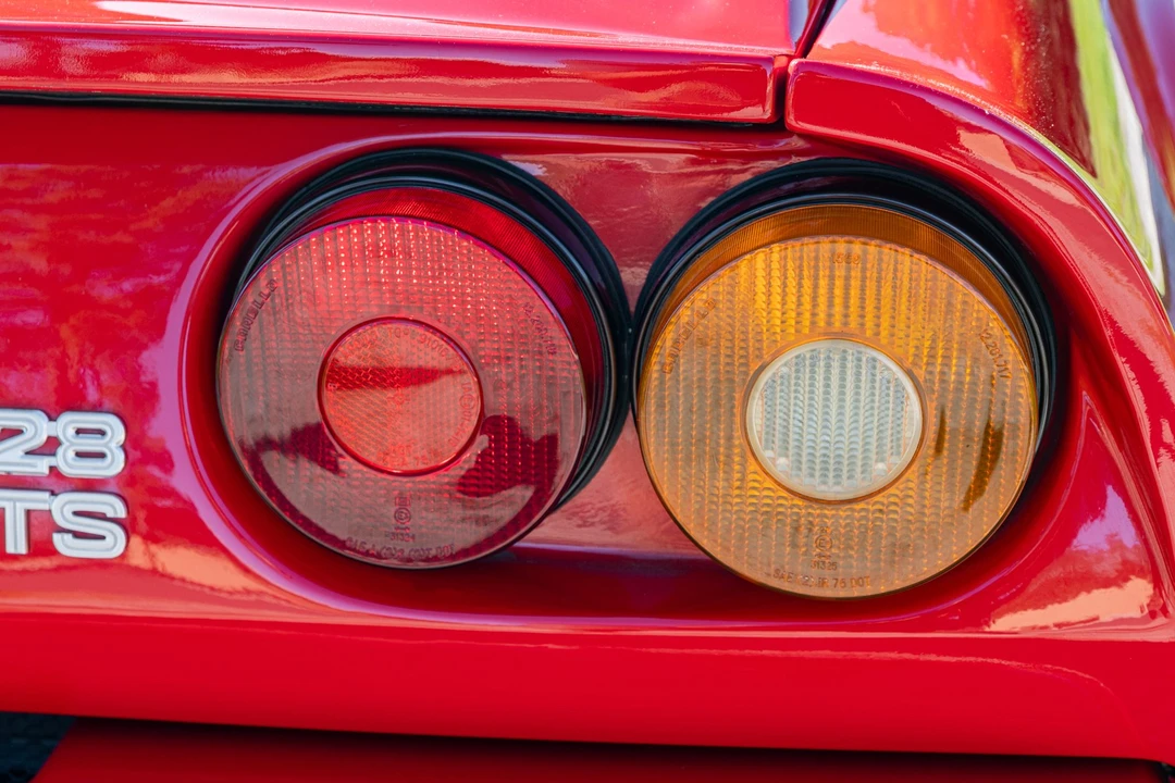 1986 Ferrari 328 GTS - Image 14 of 31
