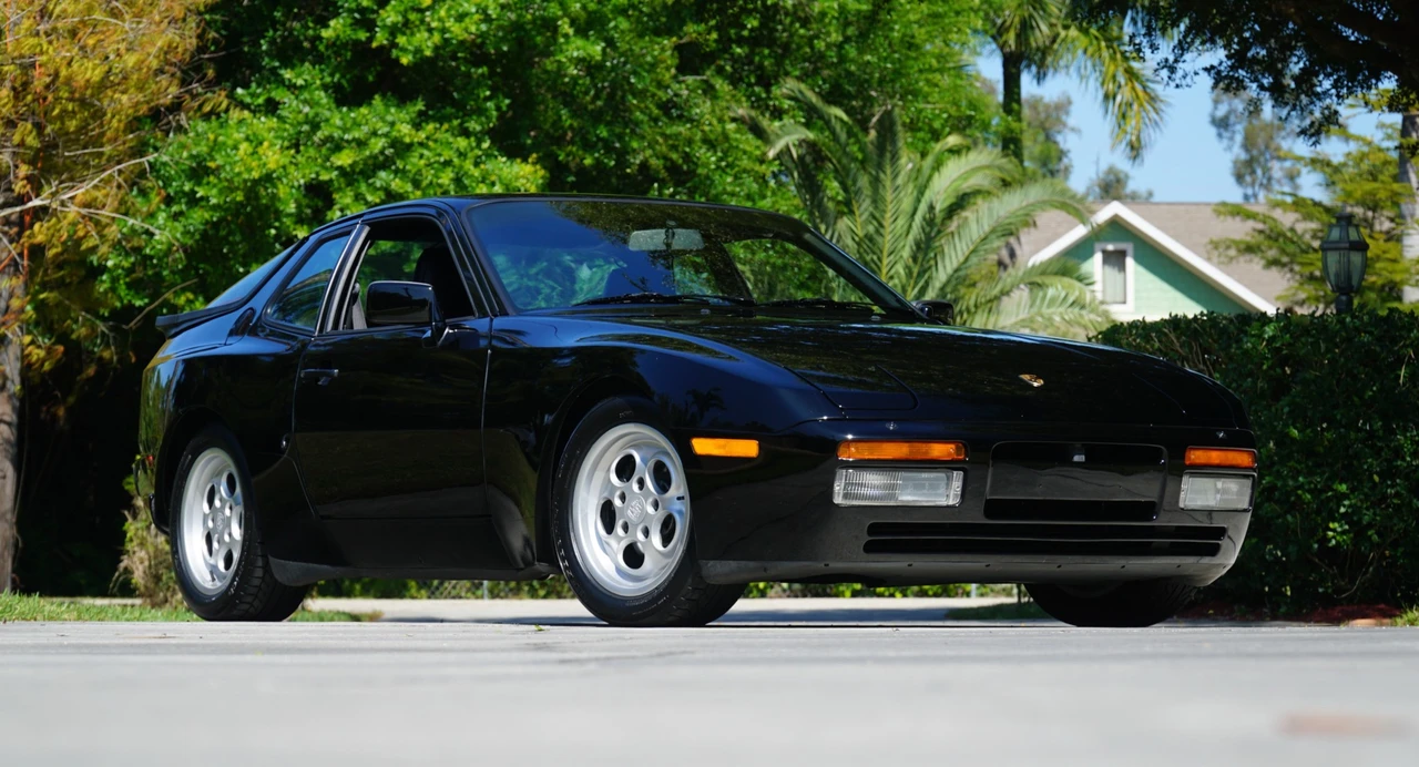 1986 Porsche 944 Turbo - Image 10 of 31