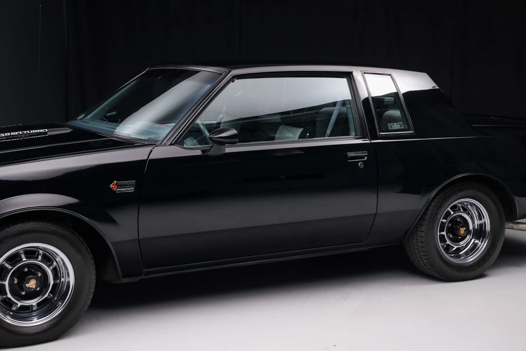1987 Buick Grand National - Image 29 of 31