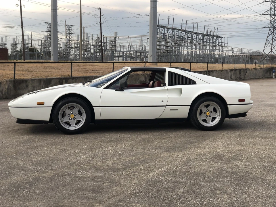 1987 Ferrari 328 GTS - Image 4 of 31