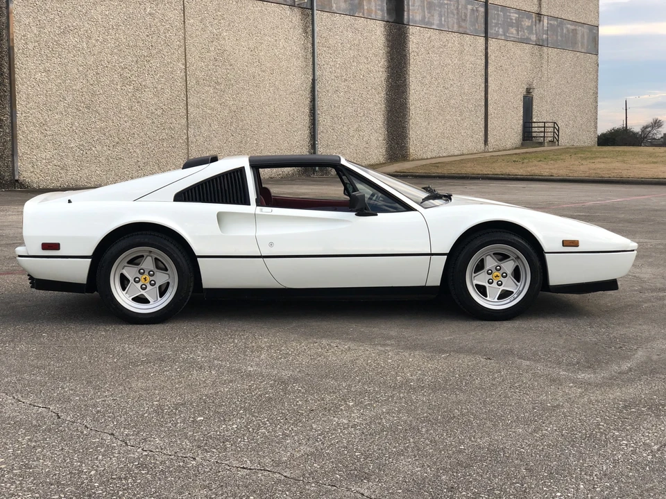 1987 Ferrari 328 GTS - Image 9 of 31