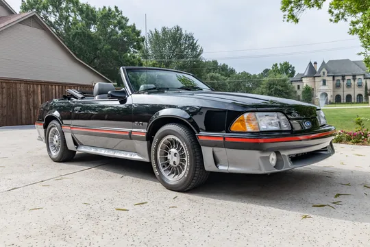 1987 Ford Mustang GT 5.0 Convertible