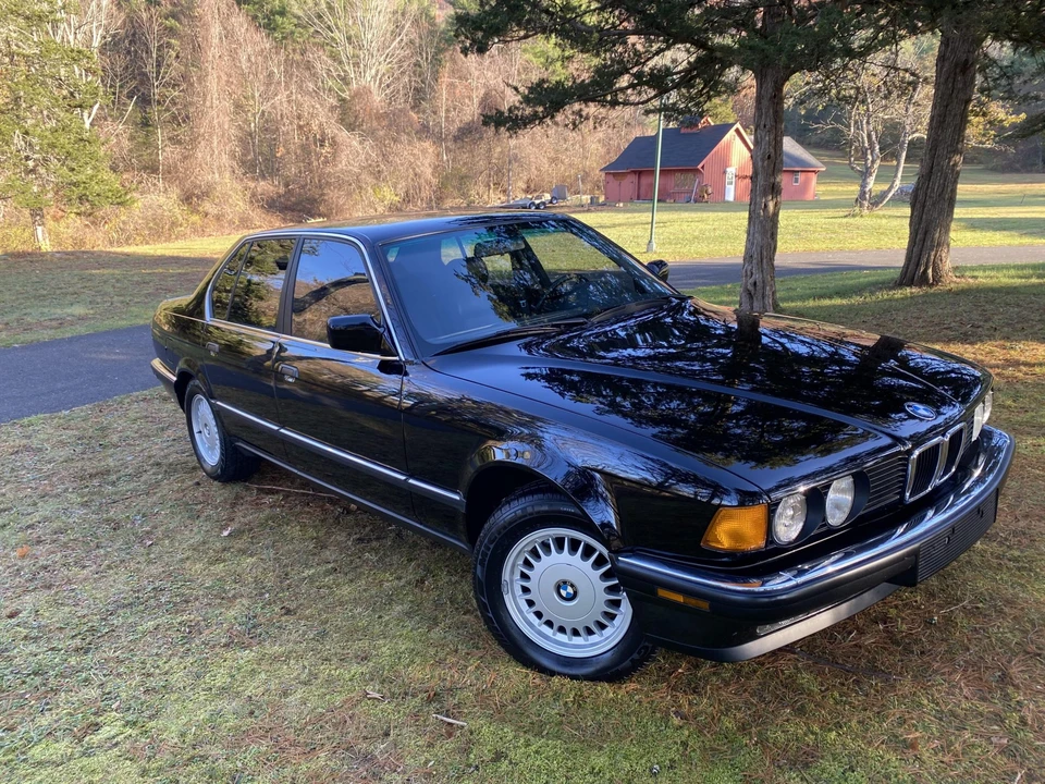 1988 BMW E32 7 Series - Image 3 of 31
