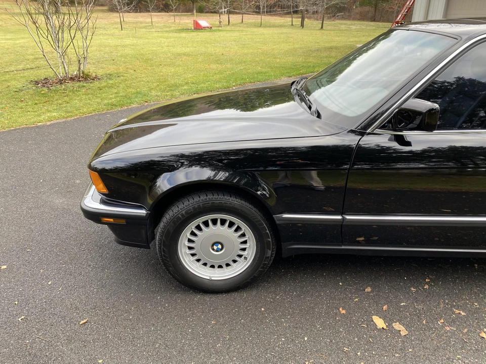 1988 BMW E32 7 Series - Image 25 of 31