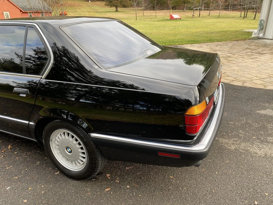 1988 BMW E32 7 Series - Image 27 of 31