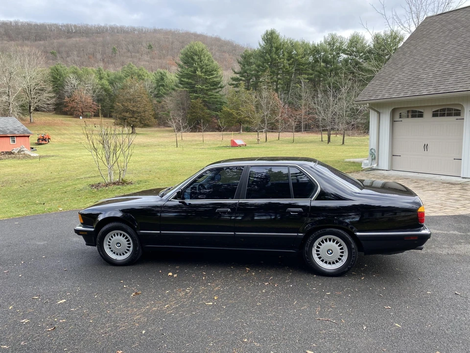 1988 BMW E32 7 Series - Image 13 of 31