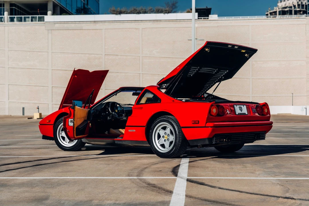 1988 Ferrari 328 GTS - Image 19 of 31