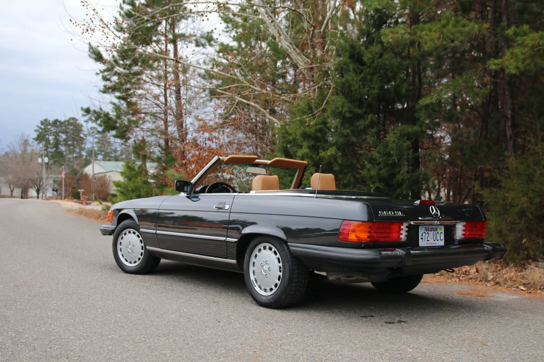 1988 Mercedes-Benz R107 SL-Class - Image 25 of 31