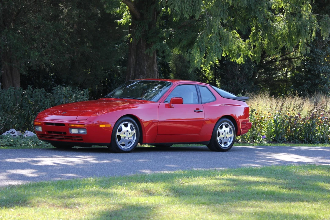 1988 Porsche 944 Turbo - Image 8 of 31