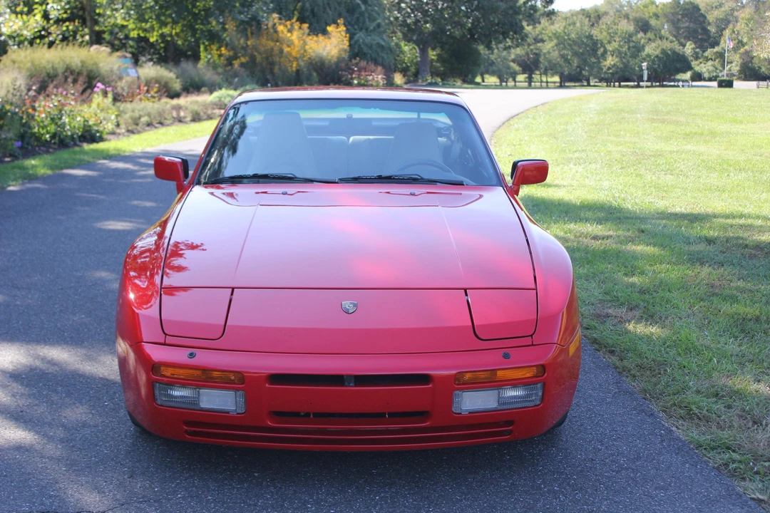 1988 Porsche 944 Turbo - Image 16 of 31