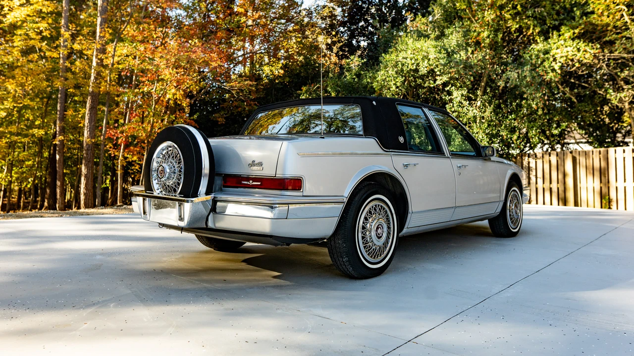 1989 Cadillac Seville - Image 11 of 31
