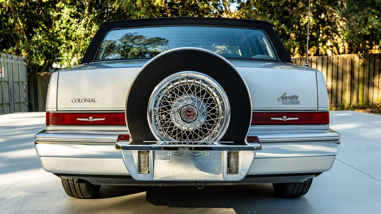 1989 Cadillac Seville - Image 13 of 31