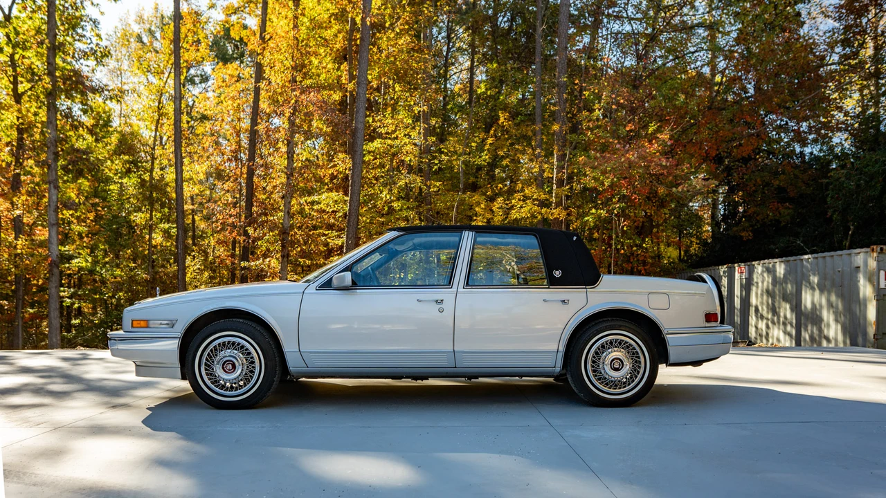 1989 Cadillac Seville - Image 17 of 31