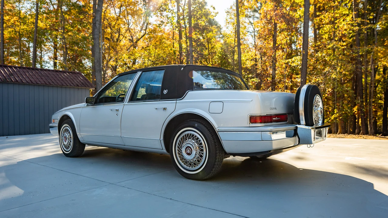 1989 Cadillac Seville - Image 14 of 31