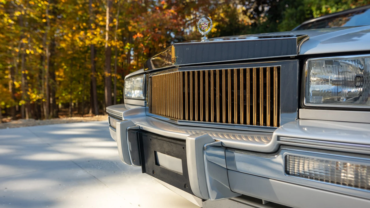 1989 Cadillac Seville - Image 23 of 31