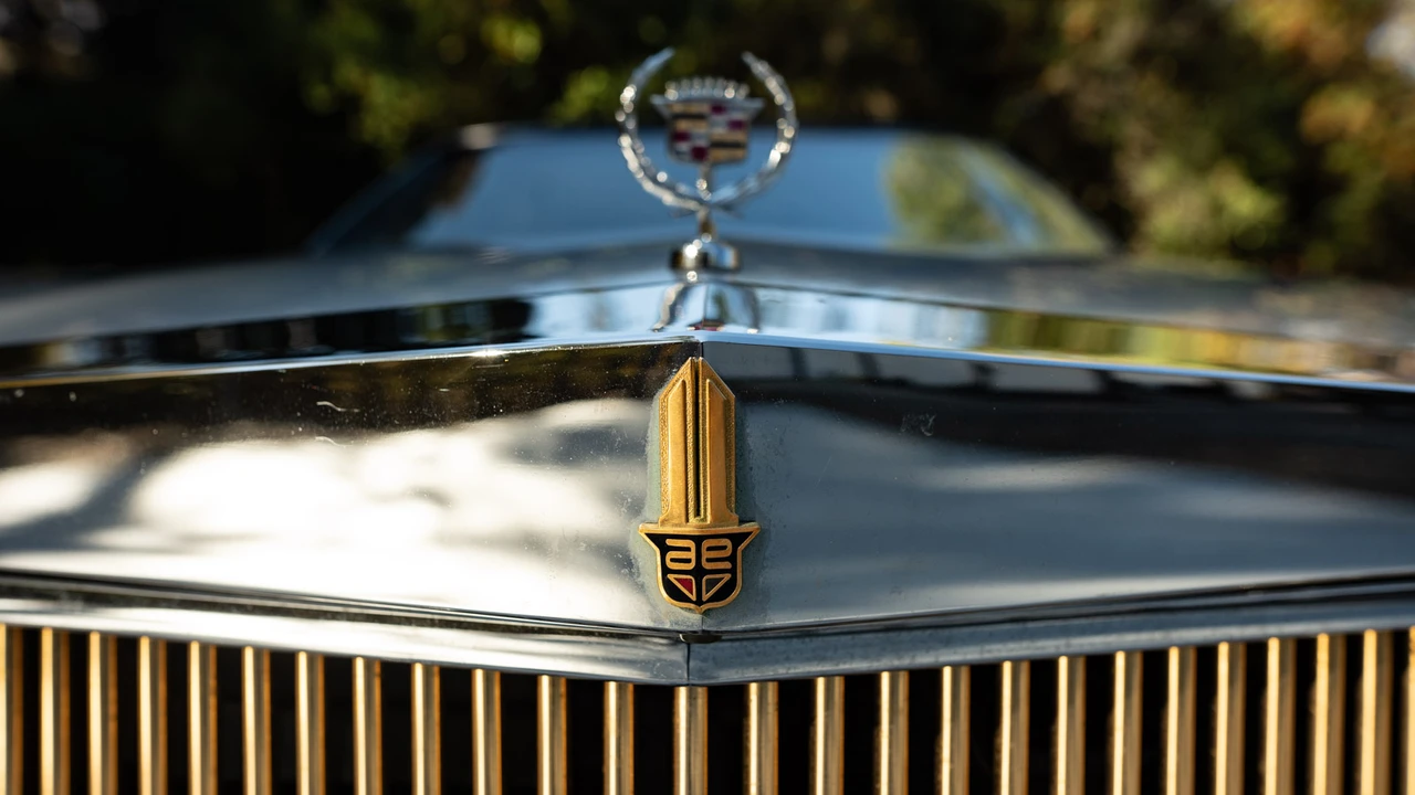 1989 Cadillac Seville - Image 25 of 31