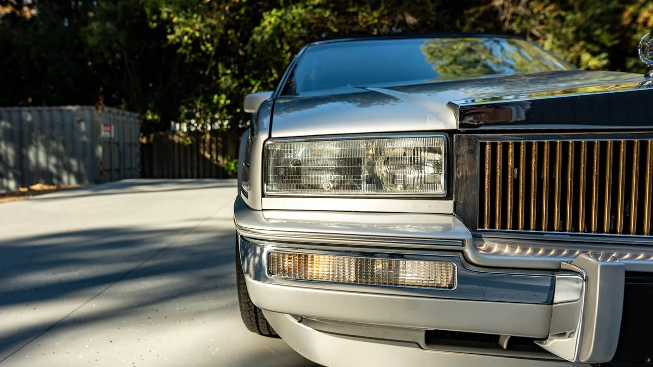 1989 Cadillac Seville - Image 20 of 31
